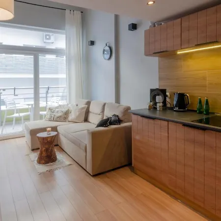 Holidayhomepl Loft Z Antresola I Balkonem Przy Plazy Appartamento Miedzyzdroje